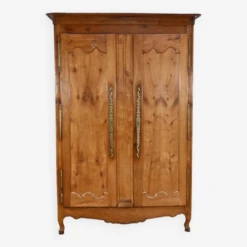 Val De Loire Cabinet In Cherry Wood, Louis XV Style – Mid-19th Century -Bookcases Sales a92bbeb3 b375 4e0b bd3f 8f3c29d8e3b1