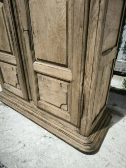 Small Louis XIV Period Cabinet In Natural Solid Oak -Bookcases Sales aacff83e d2f0 4128 bf13 c1ece190a8af