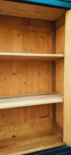 Old Display Cabinet On Legs -Bookcases Sales ab6aa114 0d71 451a 97bd 5ba6dca3f7c1