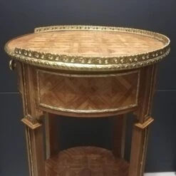 Pedestal Table Or Living Room Table In Louis XV Style Marquetry -Bookcases Sales acd59426 7876 4ebb 8d2d 6ac421512750