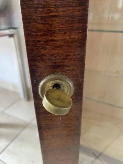 Silver Display Case 1930 -Bookcases Sales ad55e3d0 2fb0 41cd aabf 604c2bbeb650