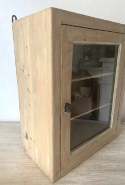 Wall Cabinet, Hanging Display Case -Bookcases Sales adcbe8ee 82c7 4bde a0bf 2e614a092631