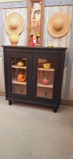 Old Display Cabinet On Legs -Bookcases Sales ae366384 3cdb 4b93 93c7 44adbc11c190