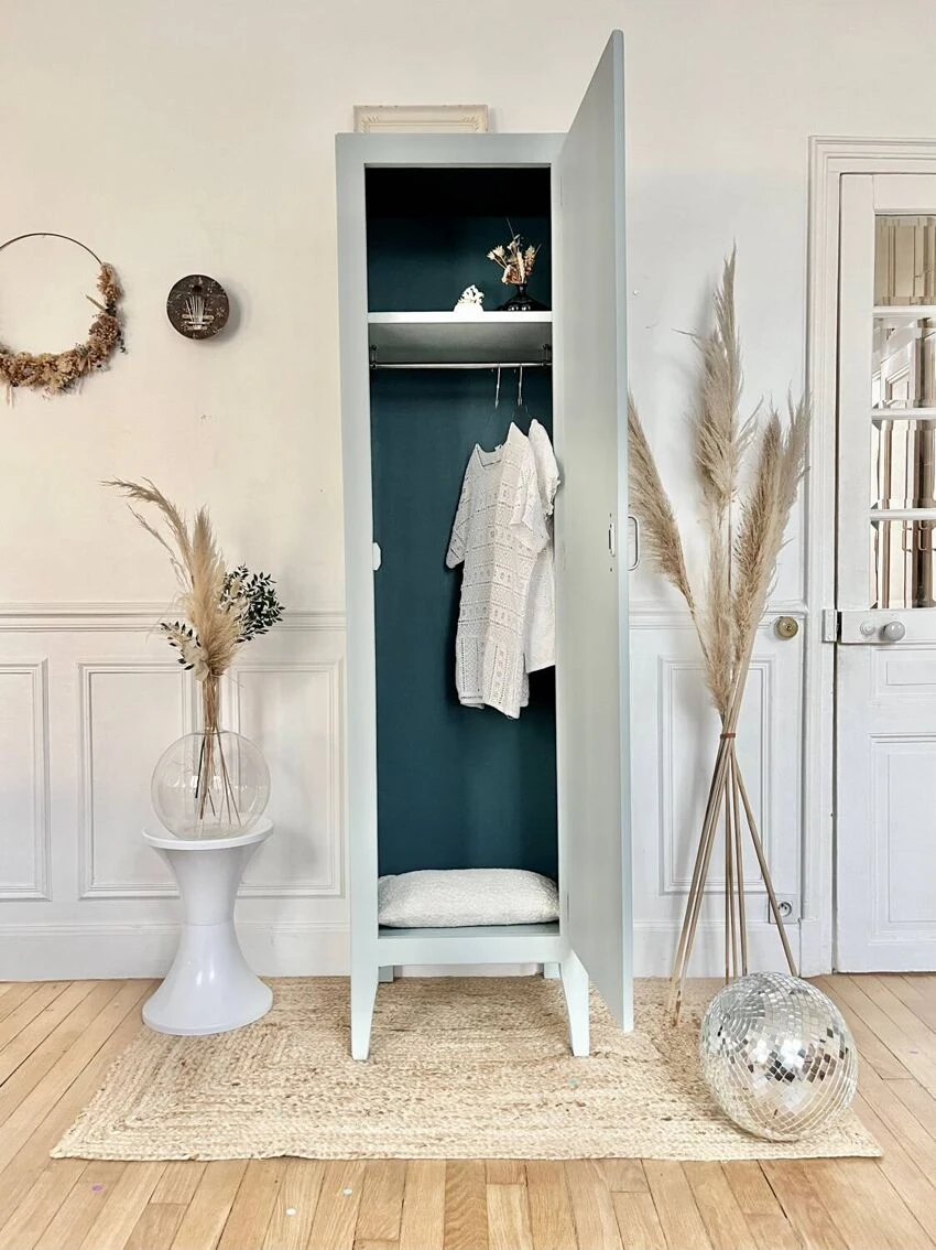 1950s Wardrobe 2 1950s Wardrobe - Image 2