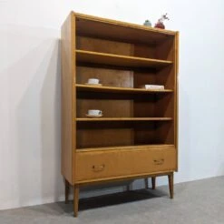 Showcase, Scandinavian Library -Bookcases Sales b2f3fa72 6947 4e1f 8442 c59d00cd743c