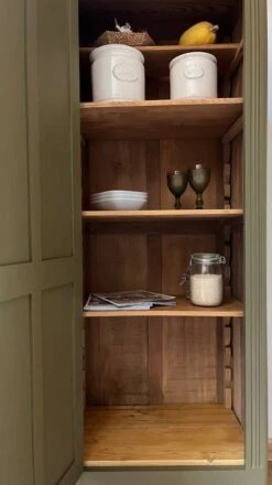 Parisian Bonnetière -Bookcases Sales b302eebf 750d 446f af4a 70650fb0b63c