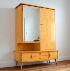 Wardrobe / Storage Unit Design 1950 Vintage -Bookcases Sales b3116722 47f9 4705 9dc4 c756d860f3bf