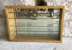 Large Pharmacy Wall Display Case In Light Oak - Vintage 1960 -Bookcases Sales b54b05a5 735f 49d1 aafa 5fc499107c29