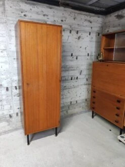 Vintage Cupboard/bonnetière -Bookcases Sales b6ccde41 3256 4802 b2c2 1437adca607d