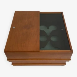 Coffee Table Square -Bookcases Sales b892752b 125e 444d 87b6 92c66222629d