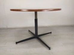 Coffee Table With Vintage System -Bookcases Sales b9b7d916 fcdf 46a1 949c b7c1946ca7fc