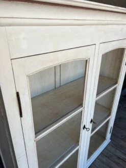 Old Cream-colored Window -Bookcases Sales bc6db611 ffb2 4ae9 8911 080c61019e6a