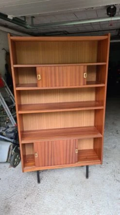 Old Bookcase / Vintage Furniture From The 70s -Bookcases Sales bffe6009 773d 4878 b92b f346f5469696