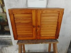 Hanging Pine Furniture -Bookcases Sales c1d99706 1748 47e5 902b b1ebf5fd0d6b