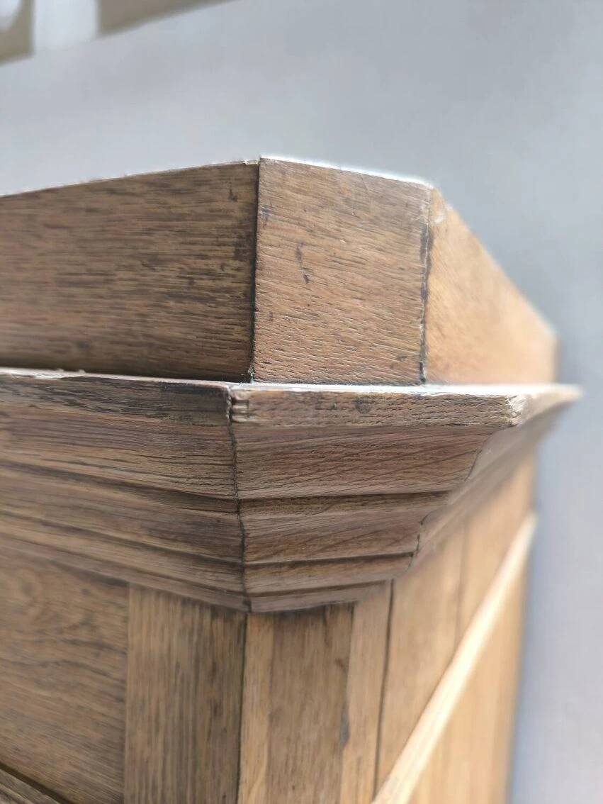 Louis Philippe Linen Cupboard In Blond Oak 5 Louis Philippe Linen Cupboard In Blond Oak - Image 5