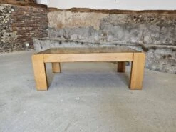 Designer Coffee Table 1970-1980 In Kois Elm And Glass -Bookcases Sales c469f726 b9e7 4400 b396 8ddf3f840314