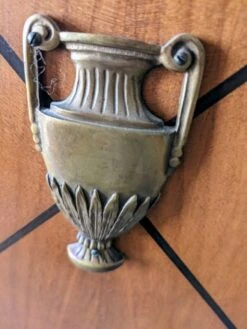 DIRECTOIRE Style Showcase 10 DIRECTOIRE Style Showcase -Bookcases Sales c69650d9 bc1f 43cb 97ce 29af7dfa920d