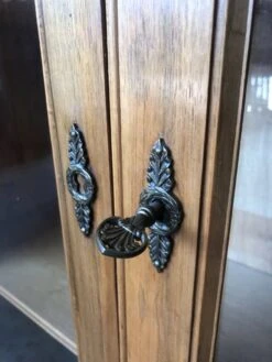 Old Glass Library -Bookcases Sales c95ef423 f99a 4ad2 b520 238edcc1c30f