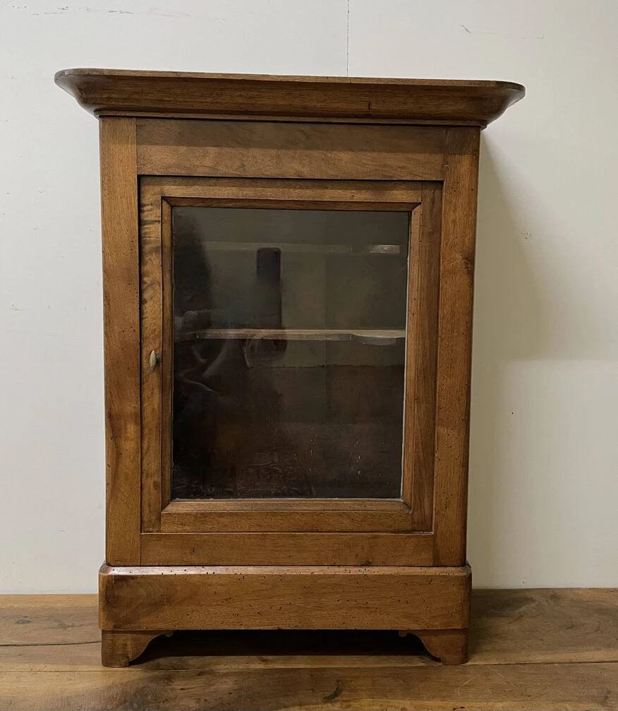 Verriot Or Walnut Display Case 11 Verriot Or Walnut Display Case - Image 11