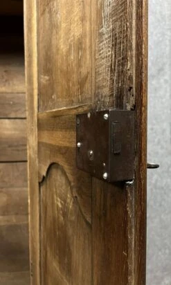 Pretty Jurassic Valet Cabinet Louis XVIII Period In Solid Wood -Bookcases Sales caae5ed1 5bfd 4e43 a9f6 162cc93b93ca