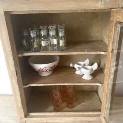 Wall Cabinet, Hanging Display Case -Bookcases Sales d6ef11cb 5efa 4c3e 9df0 dcb10d86bb35