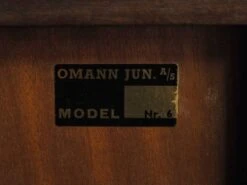 Mahogany Bookcase, Danish Design, 1970s, Production: Omann Jun 23 Mahogany Bookcase, Danish Design, 1970s, Production: Omann Jun -Bookcases Sales d82113a0 79ba 4973 9d47 68e266e6a2f4