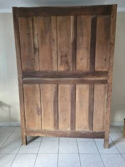 Large Louis Xv 2-door Wardrobe In Blond Walnut From The 19th Century -Bookcases Sales d8a50eb2 b5cd 4b2e 862d e76cf2f244de