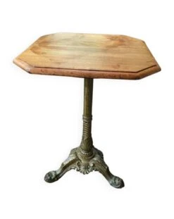 Vintage Bistro Pedestal -Bookcases Sales daf191ea 0818 4e90 acdb 26e2d94eb079