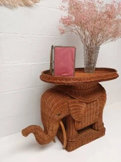 Vintage Wicker And Rattan Elephant Table 1970 -Bookcases Sales dead25af 8dd1 4d63 88bd f078ff11f902
