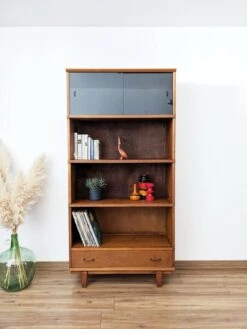 Large Vintage Bookcase -Bookcases Sales dfaf8fae 82a9 4bb8 a288 a13f14ec60e6