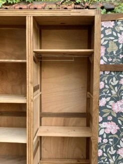 Parisian Art Deco Hotel Wardrobe 1930 -Bookcases Sales e13066d0 4b5c 4b0c a10e 8fb7820276dc