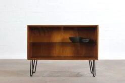 Vintage Vitrine Hairpin Legs Mid Century Design 50er 60er -Bookcases Sales e241e085 9ed2 469f b9bb 65cae93761c5