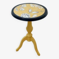 Selette Pedestal Side Table Vintage Revamped -Bookcases Sales e294dec2 73f2 4a36 bf67 c843c2231ed4