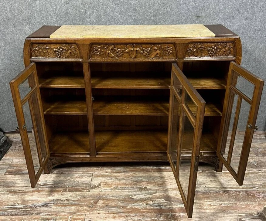 Art Nouveau Period Display Case In Carved Oak Circa 1900 3 Art Nouveau Period Display Case In Carved Oak Circa 1900 - Image 3