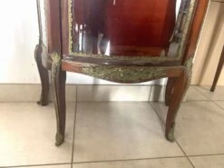 Napoleon III Showcase In Mahogany And Chiseled Bronze 20th Century -Bookcases Sales e404de76 2952 4c8c 9482 83db2e137619