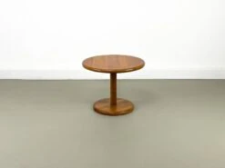 Table D'Appoint Ronde Vintage En Teck, 1970s -Bookcases Sales e5443ca3 788c 4a94 addb 0e2b0ea2f7eb