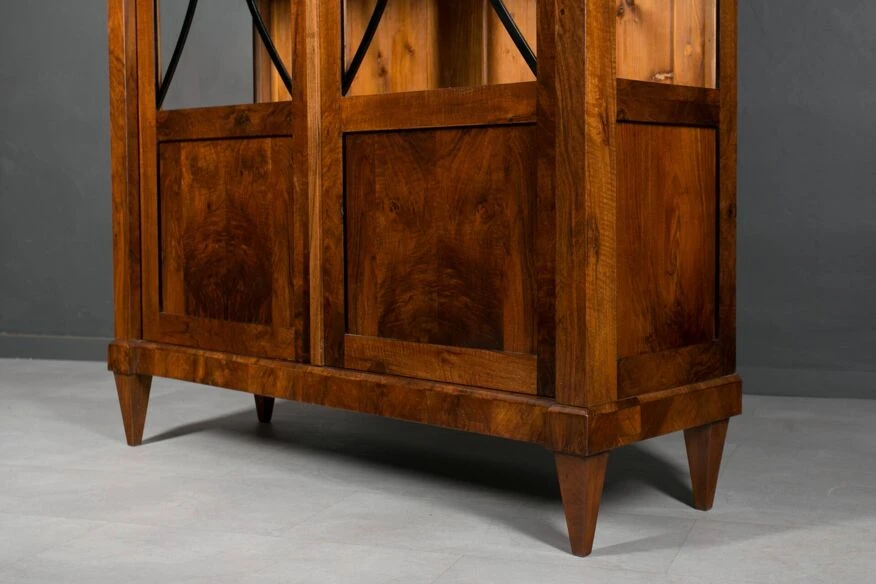 Biedermeier Display Cabinet, Walnut Wood, Germany, 19th Century 7 Biedermeier Display Cabinet, Walnut Wood, Germany, 19th Century - Image 7