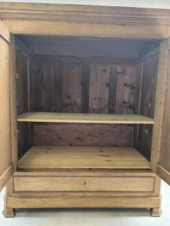 Louis Philippe Linen Cupboard In Blond Oak 26 Louis Philippe Linen Cupboard In Blond Oak -Bookcases Sales e718945a 88cd 4843 a07b ec4603efab8a