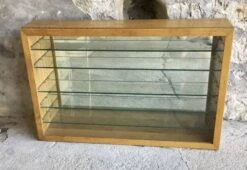 Large Pharmacy Wall Display Case In Light Oak - Vintage 1960 -Bookcases Sales e8b4da74 61d9 4419 abfd 096fbb6ebfd5