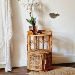 Rattan And Wicker Side Table Or Bedside Table -Bookcases Sales e9196e94 27ac 4629 a22f 97ed3c8681dc