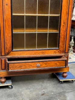 Biedermeier Style Bookcase. -Bookcases Sales eaf22204 bf89 4e13 9857 dade036bc700