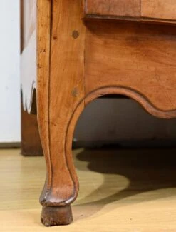 Val De Loire Cabinet In Cherry Wood, Louis XV Style – Mid-19th Century -Bookcases Sales edc16fbe 2797 419d b5c5 9a38f33f95fd