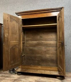 Pretty Jurassic Valet Cabinet Louis XVIII Period In Solid Wood -Bookcases Sales ee7b158f 3574 4274 8fcc 6f72300d5808