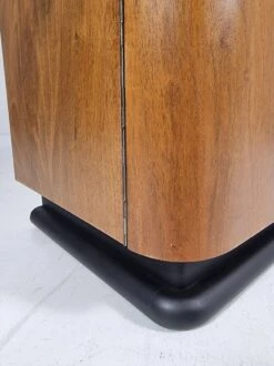 Showcase In Walnut By Jindřich Halabala From UP Zavody, 1950s -Bookcases Sales f27801a9 291c 4503 ae99 e0b39a2db907