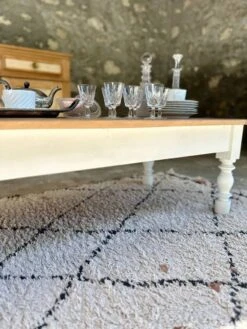 Large Old Coffee Table Revamped 12 Large Old Coffee Table Revamped -Bookcases Sales f38f7d6f 89c9 44ce b79f 993823a36c9e