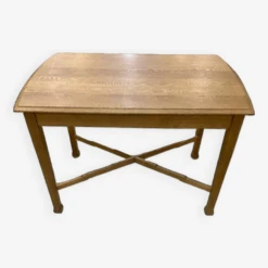 Modernist Table -Bookcases Sales f3c3a72a 0606 4637 8ba6 7ff57478ffd9