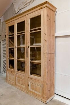 Vintage Wooden Workshop Display Case “Catherine” 36 Vintage Wooden Workshop Display Case “Catherine” -Bookcases Sales f3cb2f5d 2aae 48d3 87e5 77c7809f5b56