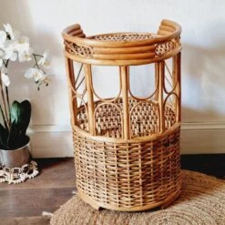 Rattan And Wicker Side Table Or Bedside Table -Bookcases Sales f3e76f8e 7e87 4477 b4a5 ffb68d3dc156