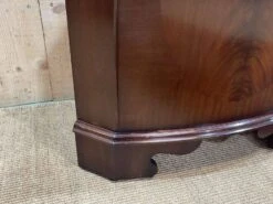 English Mahogany Corner From The 1950s -Bookcases Sales f491c8f9 ba5b 477c 93ec 323c8f1d2a94