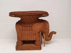 Vintage Wicker And Rattan Elephant Table 1970 -Bookcases Sales f5301e03 3ffd 4d6a 8503 fbe8bfffdf43
